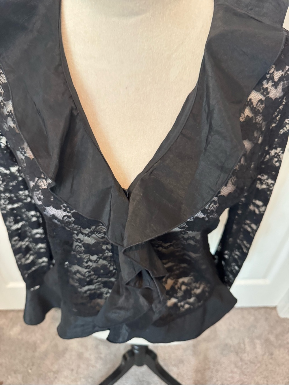 Joseph Ribkoff size 8 Lace top with Satin Ruffle Accents - Picture 6 of 16
